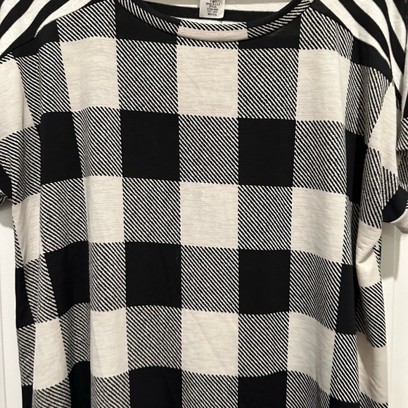 Sew in Love Black and White Checkered Women's Top - Picture 2 of 3